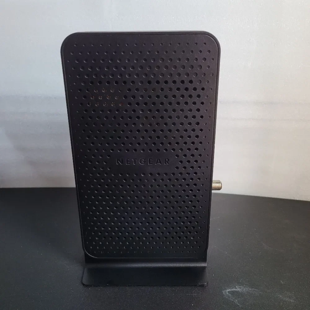 Netgear N600 DOCSIS 3.0 Cable Modem Router‎ - Picture 3 of 5